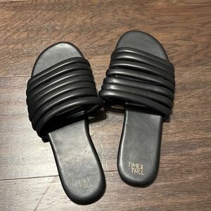 Black sandals